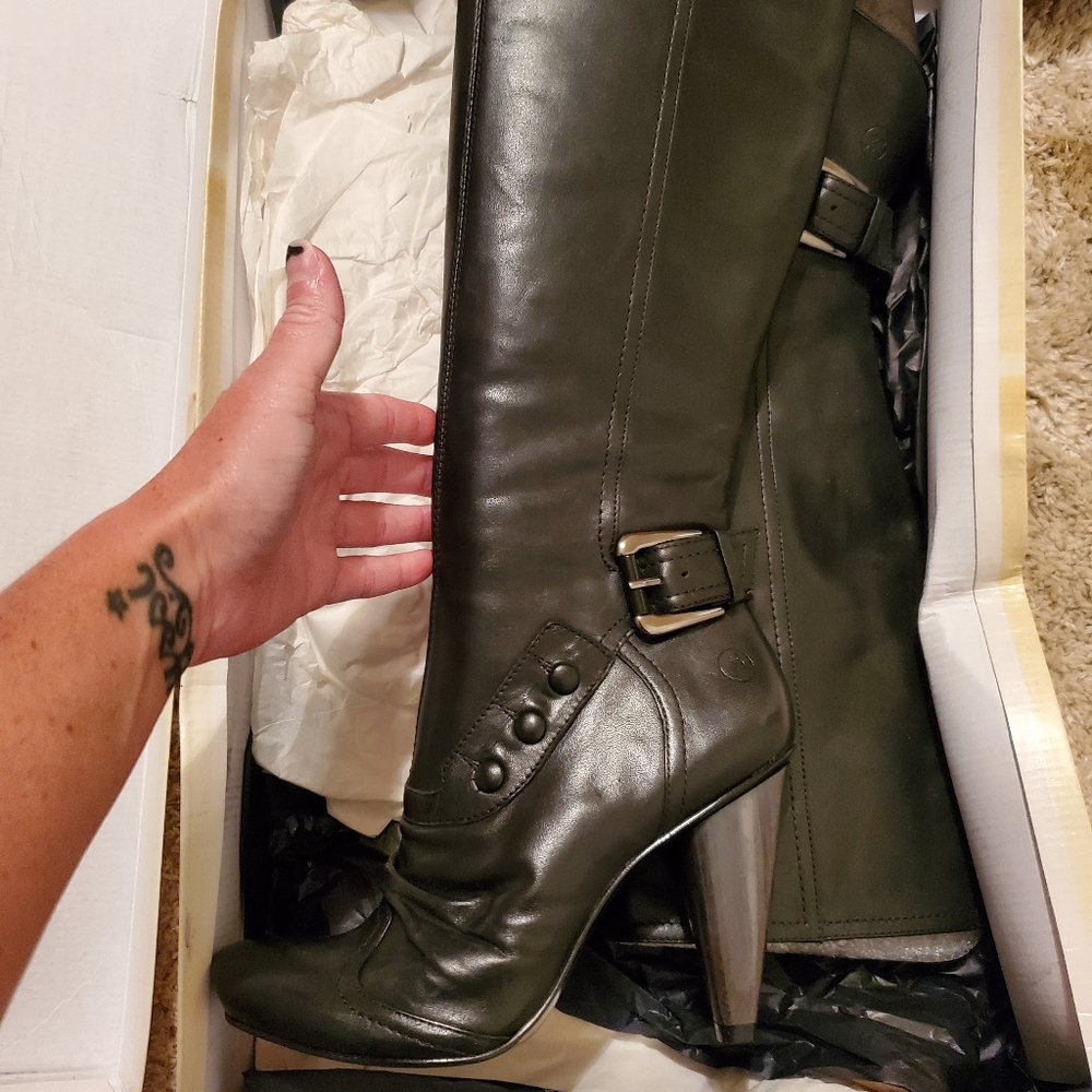 Women's boots